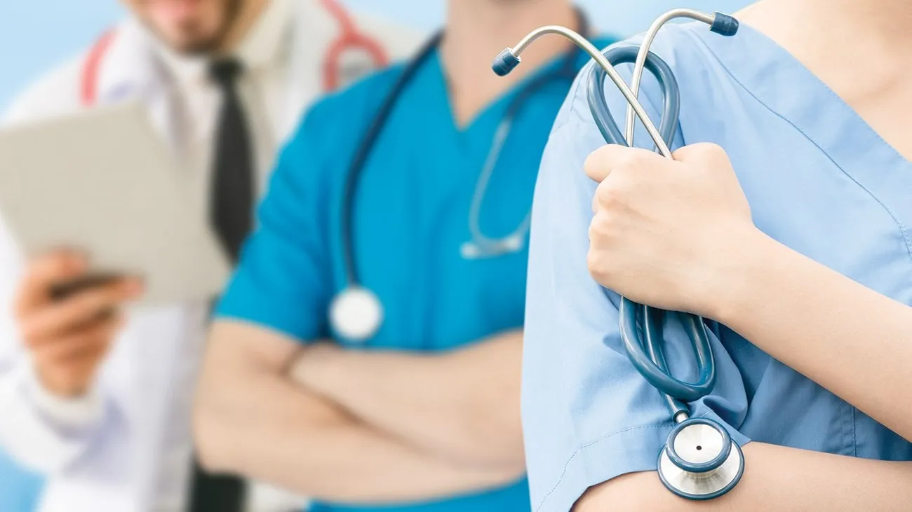 التمريض المنزلي وزيارات الطبيب المنزلية